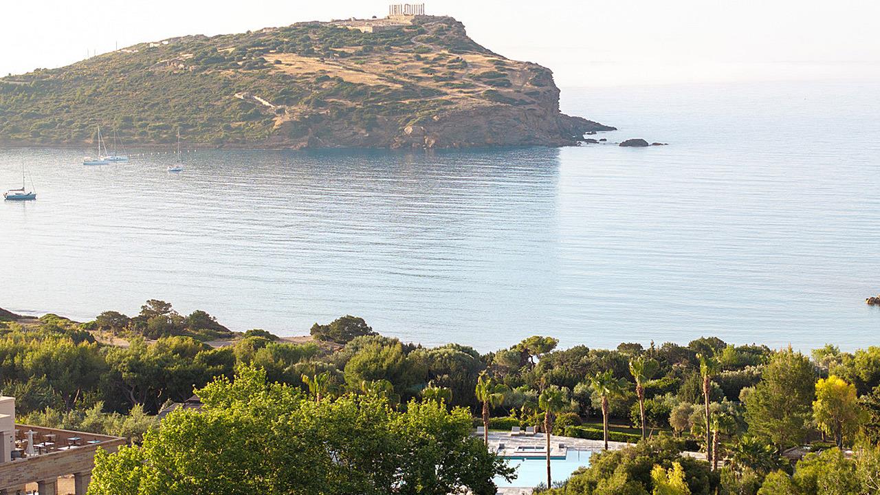 Το Cape Sounio στη νέα του εποχή ομορφαίνει κι άλλο την Αθηναϊκή Ριβιέρα