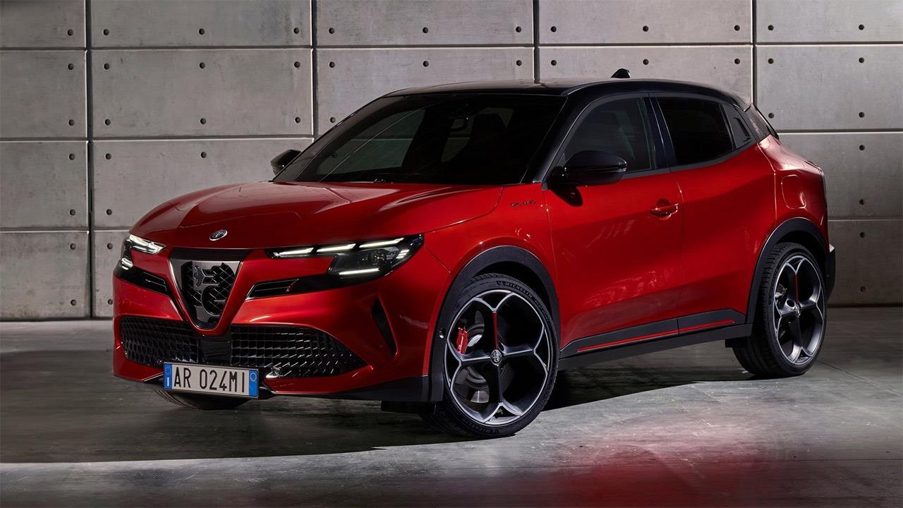 Νέα Alfa Romeo Junior: Ιταλικό B-SUV με 29.900 ευρώ