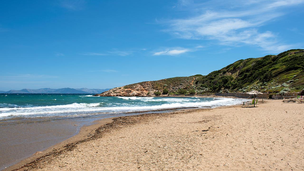 Οι καλύτερες παραλίες μέχρι 45 λεπτά μακριά