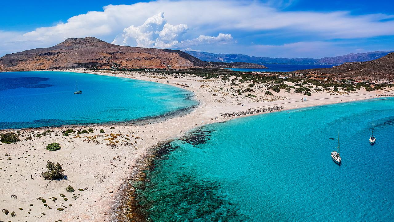 Ποια είναι η καλύτερη παραλία της Πελοποννήσου;