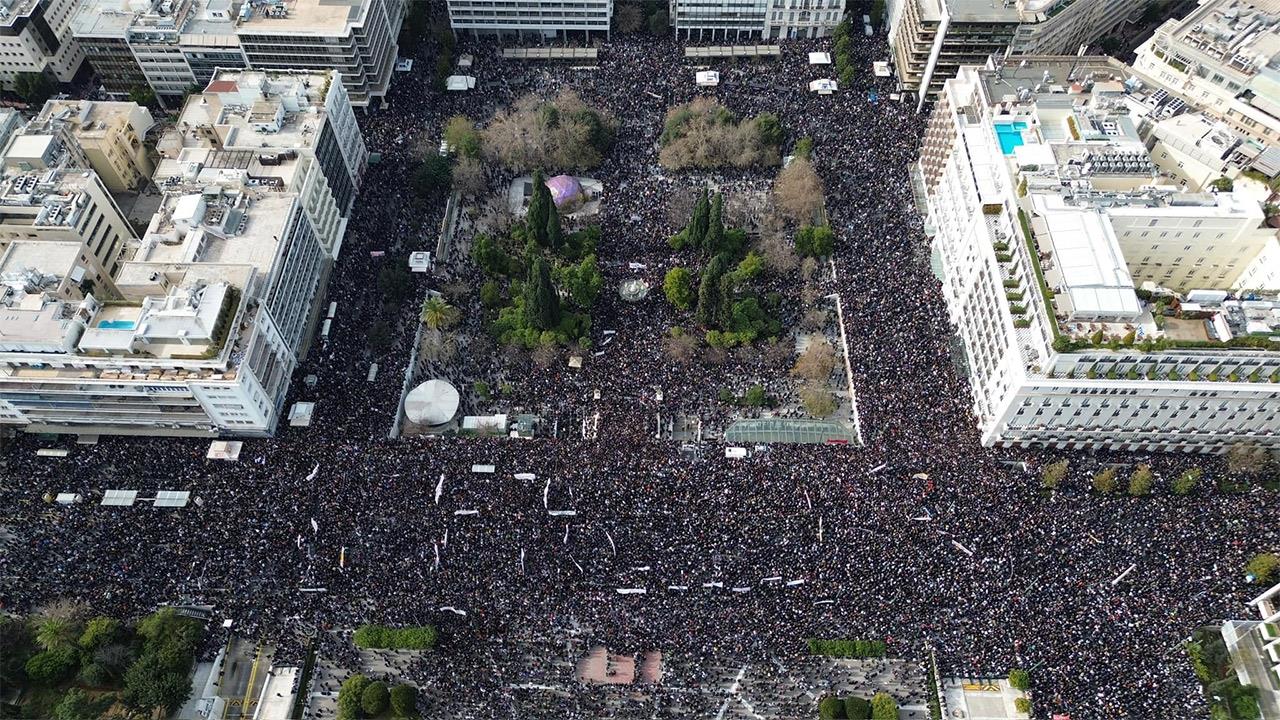 Θέλουμε τον Τριαντόπουλο στην προανακριτική ή όχι;