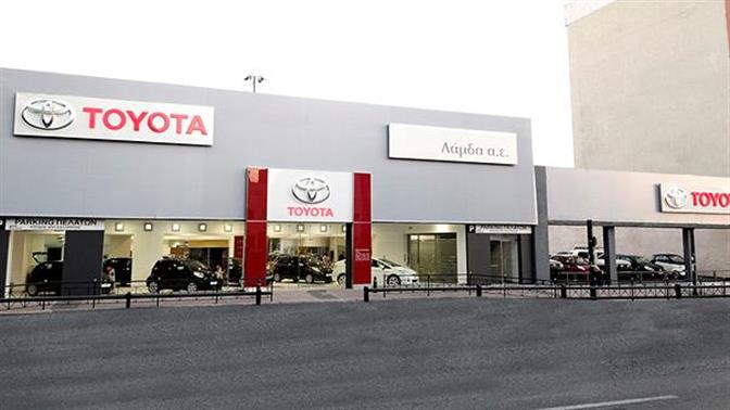 Καλπάζει η Toyota 