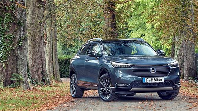 Ολοκαίνουργιο υβριδικό Honda HR-V E: Ευχάριστη οδηγική εμπειρία