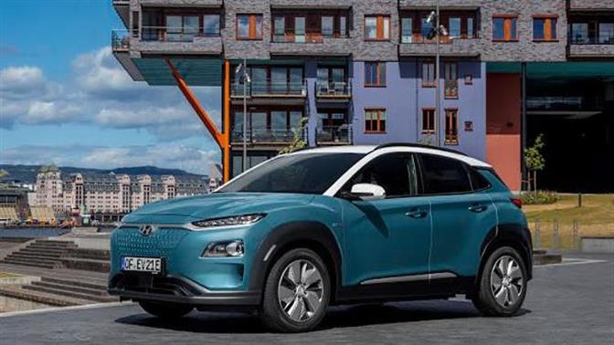 Οδηγούμε το ανανεωμένο Hyundai Kona Electric 204 64WKh Limited