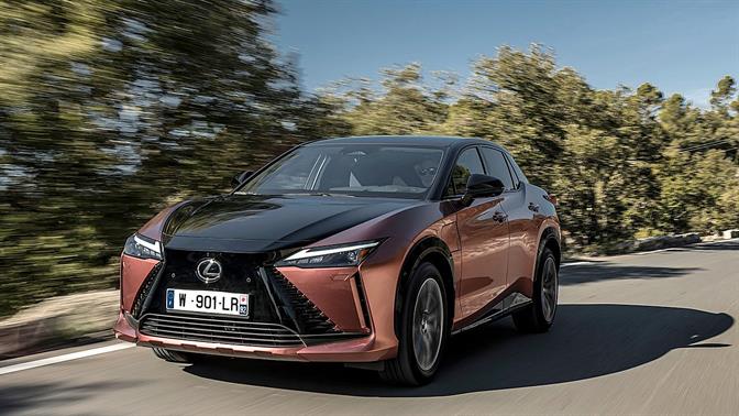 Οδηγούμε το αμιγώς ηλεκτρικό Lexus RZ 450e