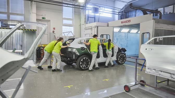 Το Skoda Enyaq έγινε τροχόσπιτο για κινητό γραφείο