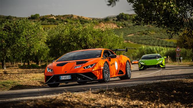 Η Lamborghini Esperienza Giro Sicilia απελευθερώνει τη μαγεία της Σικελίας