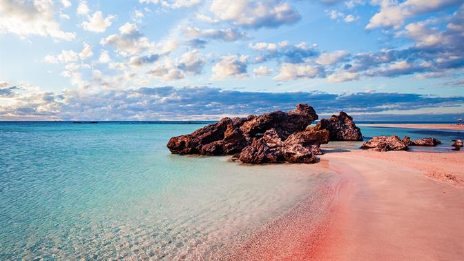 Χανιά & Ηράκλειο: 10 κορυφαίες παραλίες για ένα μεγάλο κρητικό καλοκαίρι