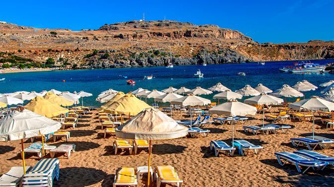 Πάνω από 800.000€ τα πρόστιμα για τις παραβάσεις στις ελληνικές παραλίες