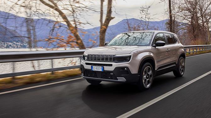 Νέα χαμηλότερη τιμή για το ηλεκτρικό Jeep Avenger