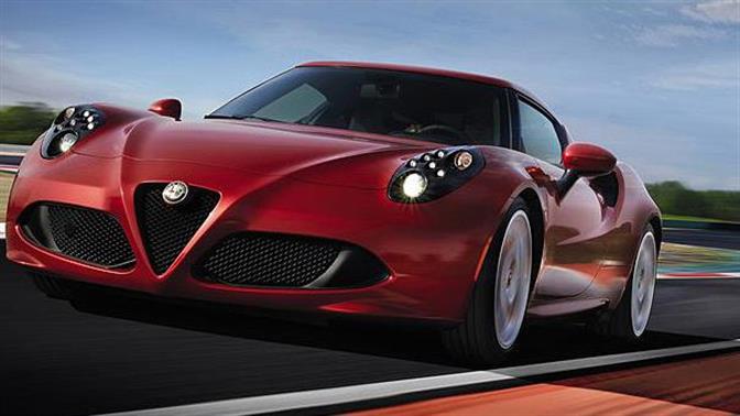 Η Alfa Romeo 4C κερδίζει το «Auto Trophy 2013»