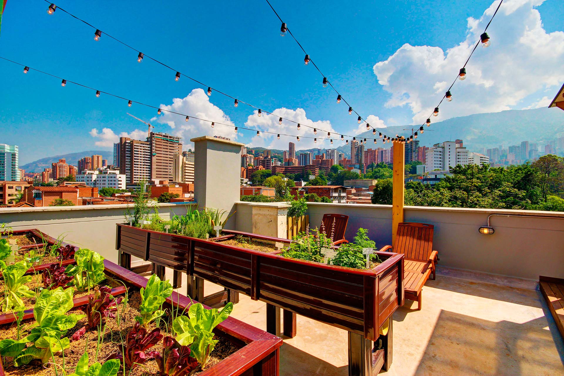 Good flat. Energy Living Medellin строительство.